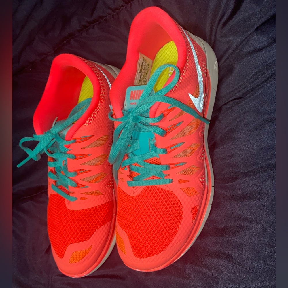 Nike 9 Neon Corral